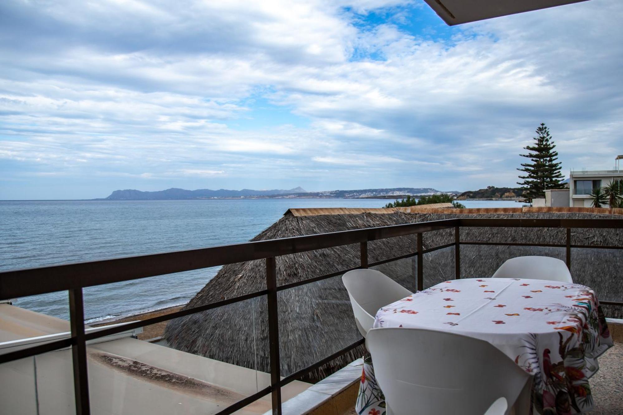 Nefeli Rooms Ajía Marína Kültér fotó